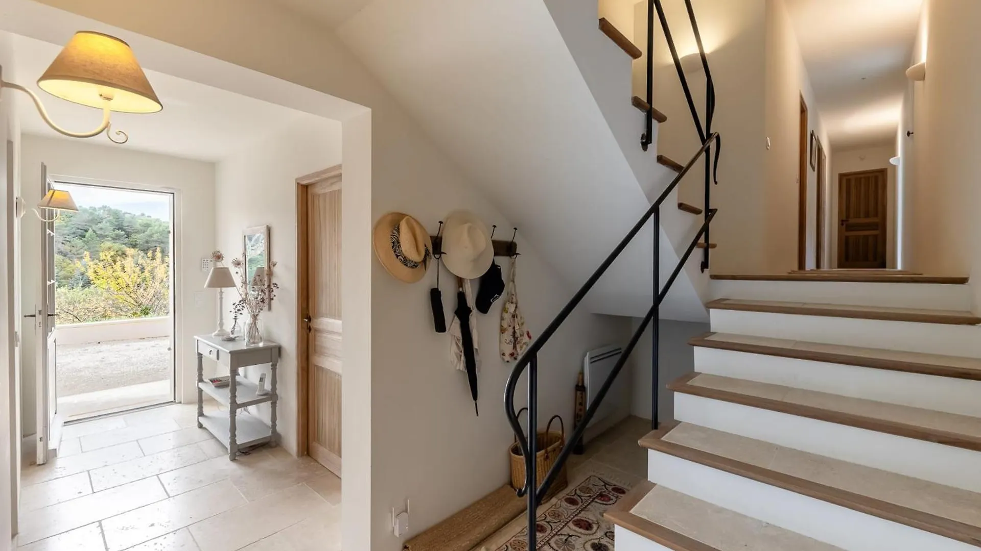 Holiday home La Belle Echappee Holiday Rental With Pool In Menerbes