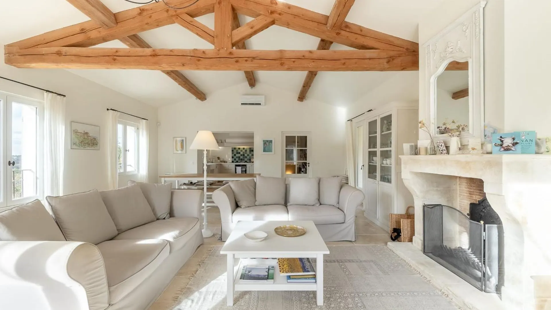 La Belle Echappee Holiday Rental With Pool In Menerbes France