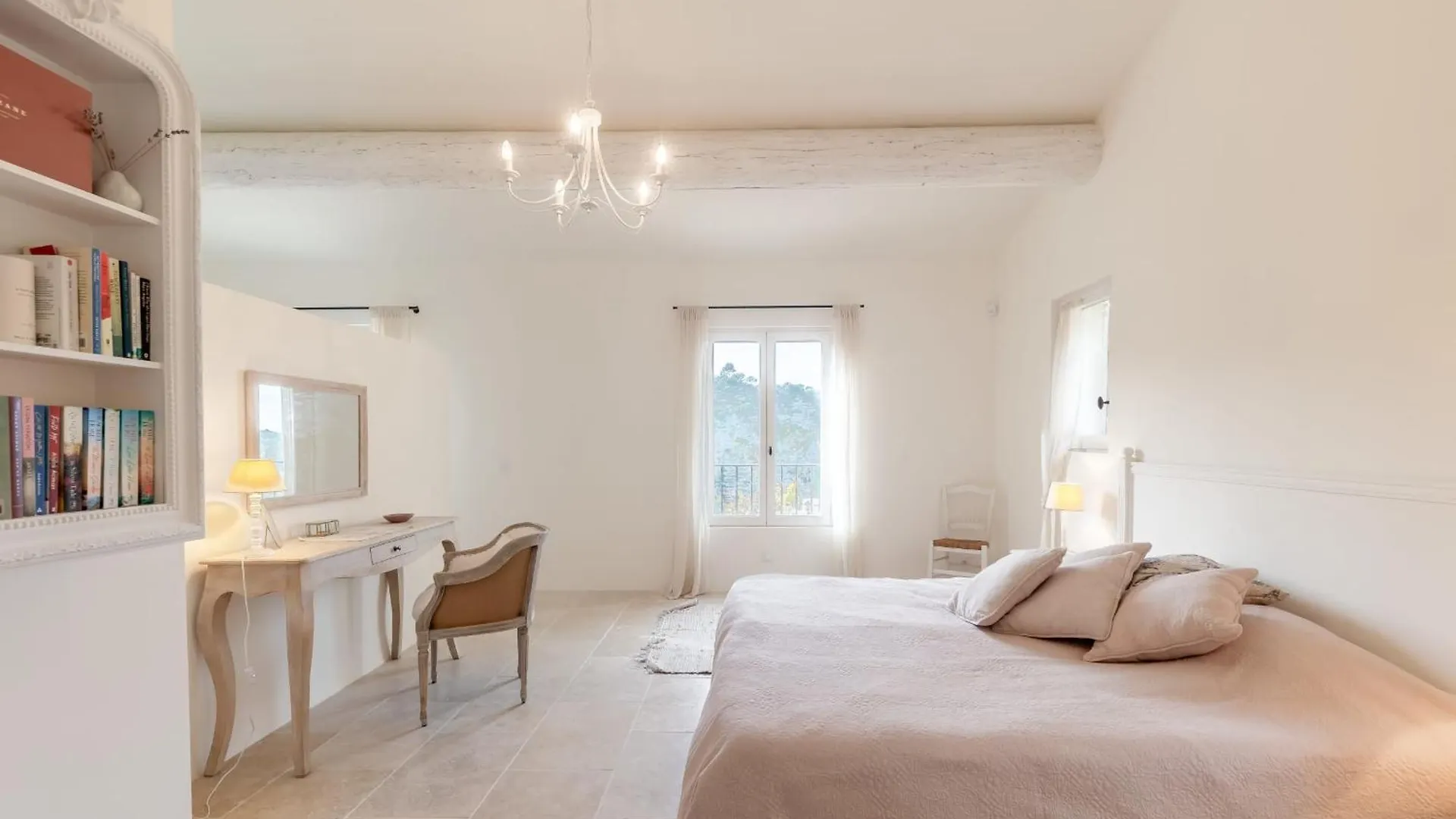 Holiday home La Belle Echappee Holiday Rental With Pool In Menerbes France